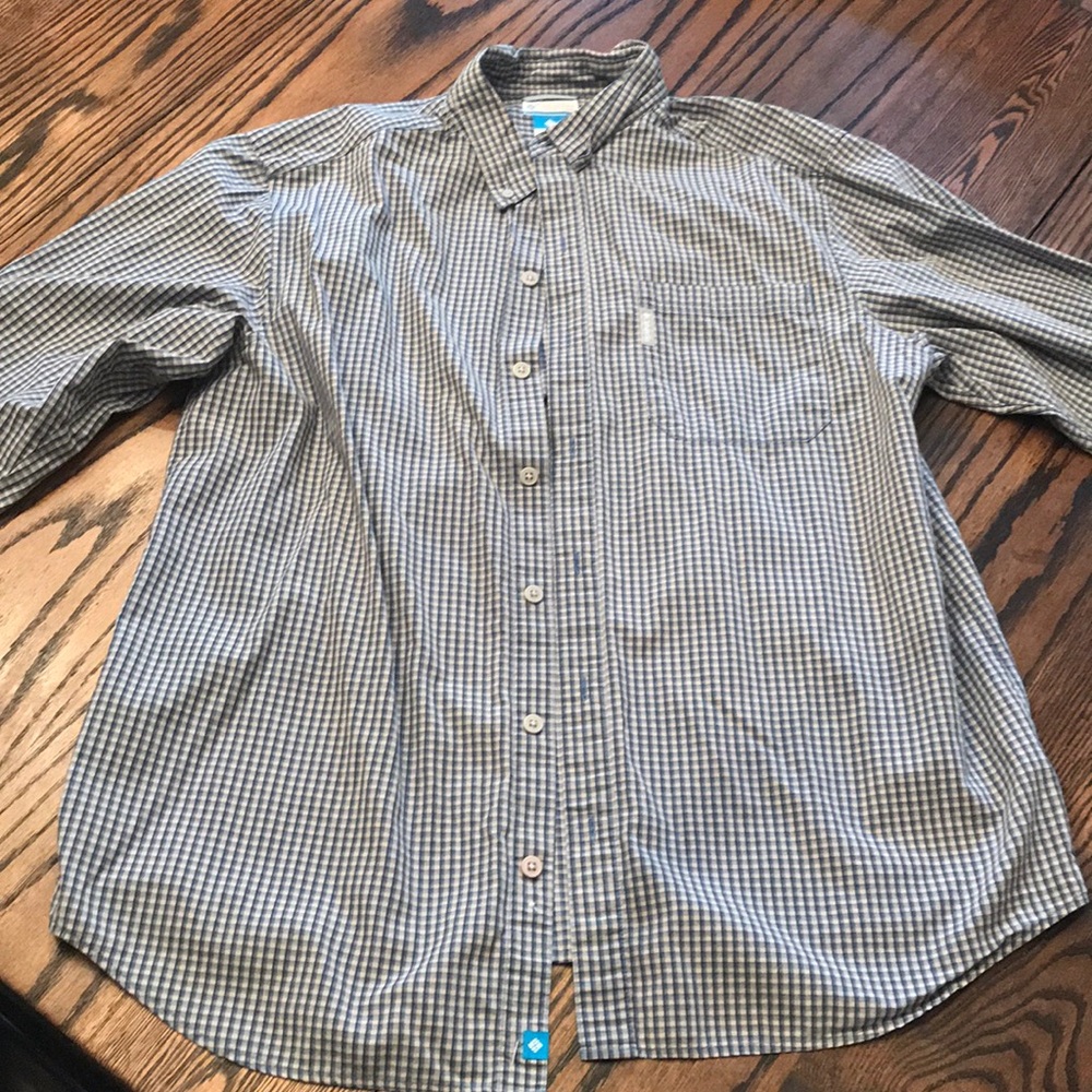 Columbia LS Button Down Size L